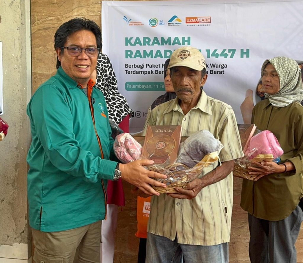 Sinergi Kemanusiaan di Agam, LAZ MKU Bersama UZMA Care Salurkan 100 Paket Ramadhan